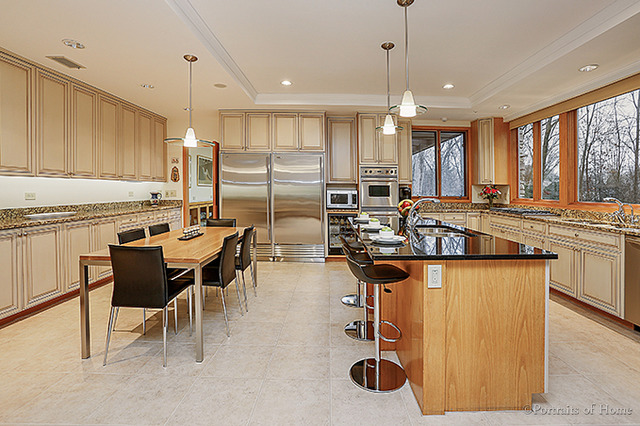 3121 Heritage Oaks Ln, Oak Brook, IL 60523 photo 5