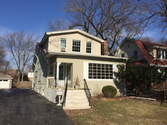 176 Parkview Rd, Riverside, IL 60546 photo 1
