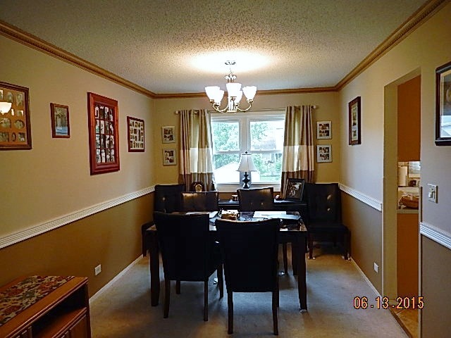 1023 Confederation Dr, Bartlett, IL 60103 photo 3