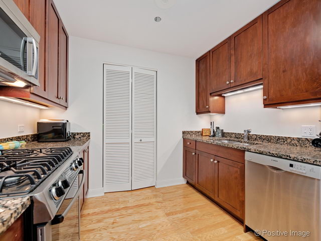 60 E Monroe St #1906, Chicago, IL 60603 photo 14