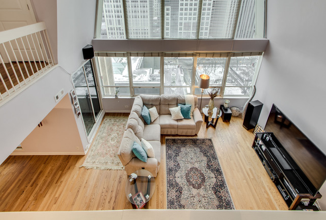 201 E Chestnut St #24D, Chicago, IL 60611 photo 13