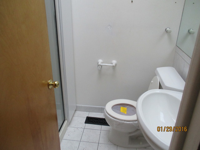 366 S Wolf Rd, Wheeling, IL 60090 photo 9