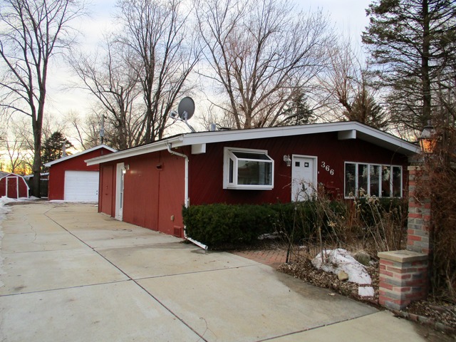 366 S Wolf Rd, Wheeling, IL 60090 photo 1