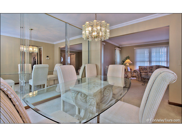 1270 Cobblers Xing, Elgin, IL 60120 photo 7