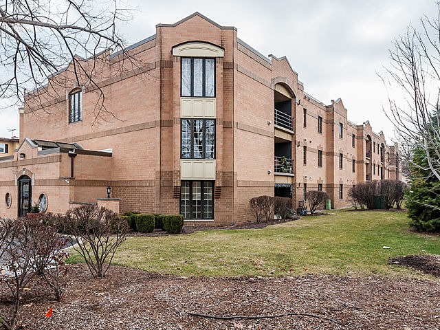 152 E Park Ave #203, Elmhurst, IL 60126 photo 21