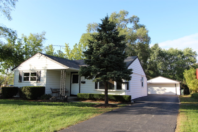 2608 Kirchoff Rd, Rolling Meadows, IL 60008 photo 1