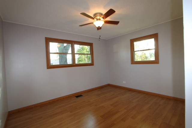 2608 Kirchoff Rd, Rolling Meadows, IL 60008 photo 14