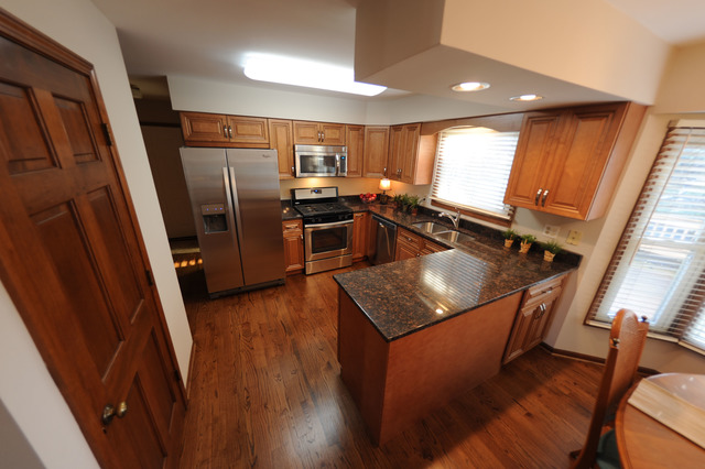 1655 Brittany Ln, Hoffman Estates, IL 60192 photo 7
