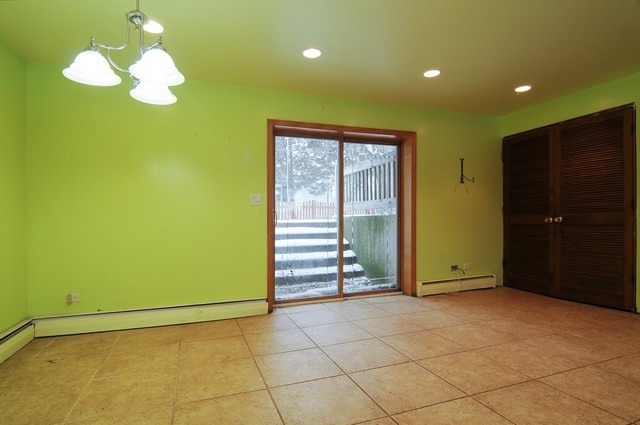 4809 Jeffrey St, Mchenry, IL 60051 photo 4