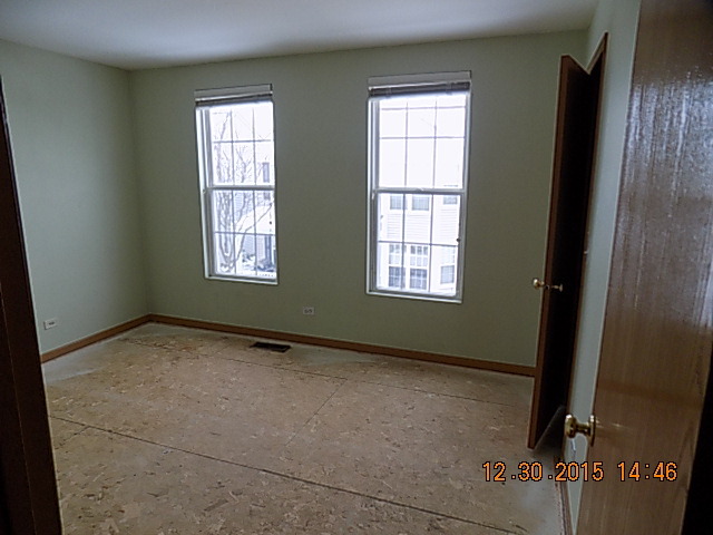 890 Symphony Dr, Aurora, IL 60504 photo 8