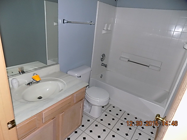 890 Symphony Dr, Aurora, IL 60504 photo 5
