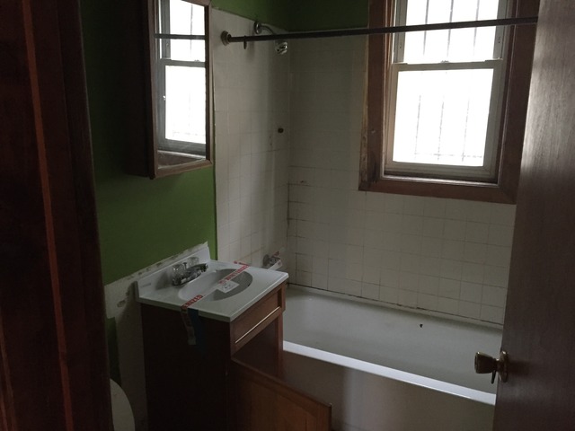 5748 S Lowe Ave, Chicago, IL 60621 photo 10