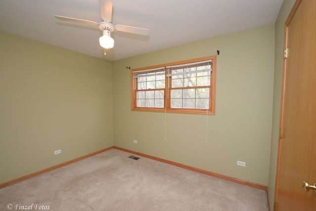 9703 Fox Bluff Ln, Spring Grove, IL 60081 photo 20