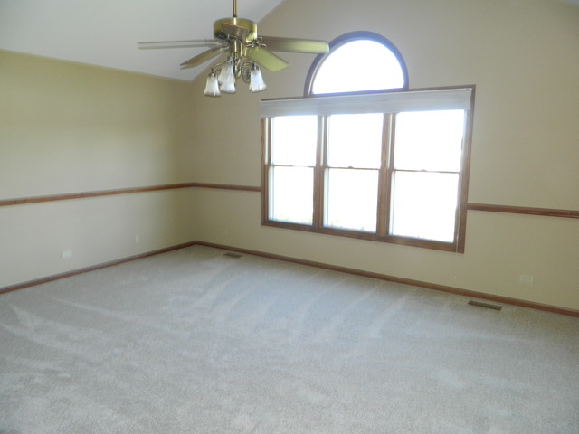5285 Landers Dr, Hoffman Estates, IL 60192 photo 15