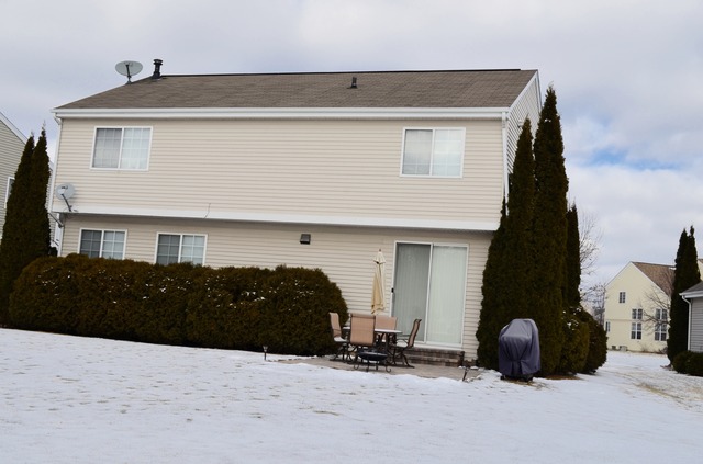 1475 Woodbury Cir, Gurnee, IL 60031 photo 2