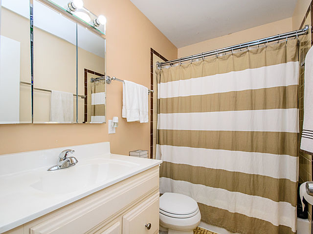 3906 Church St, Evanston, IL 60203 photo 16