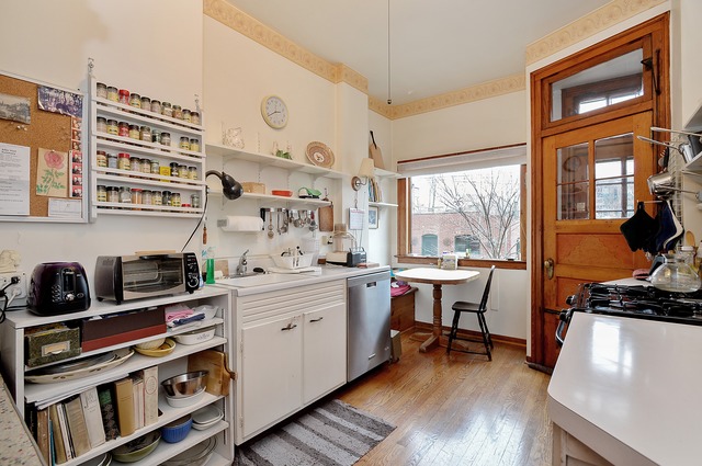 1357 E 56th St, Chicago, IL 60637 photo 8