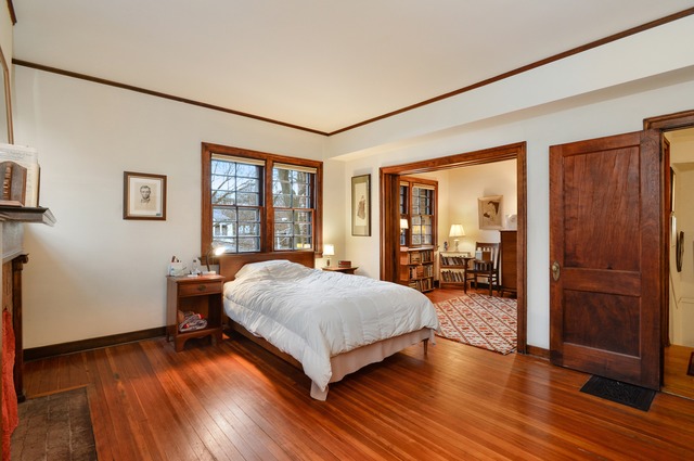 1357 E 56th St, Chicago, IL 60637 photo 10