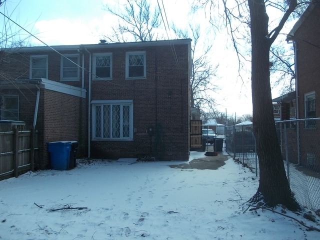 9183 S Burnside Ave, Chicago, IL 60619 photo 4