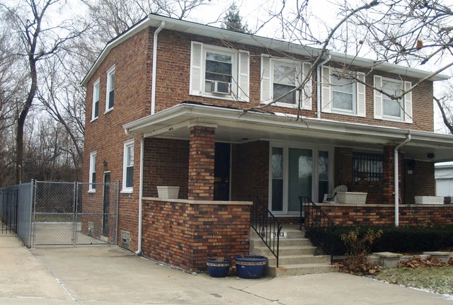 9183 S Burnside Ave, Chicago, IL 60619 photo 1