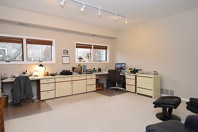 27 W485 Wallace Rd, Wheaton, IL 60189 photo 12