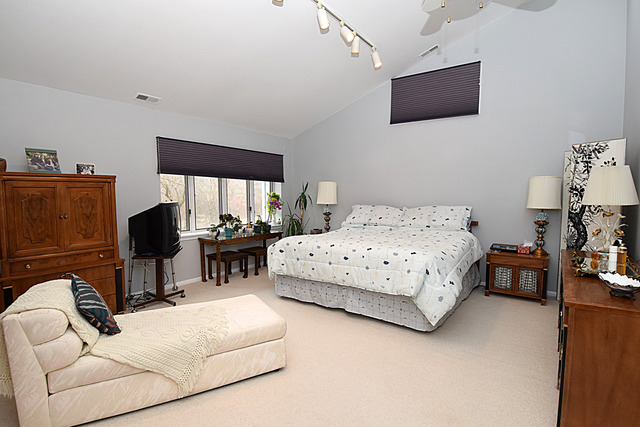 27 W485 Wallace Rd, Wheaton, IL 60189 photo 9