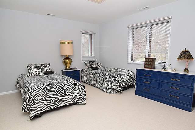27 W485 Wallace Rd, Wheaton, IL 60189 photo 11