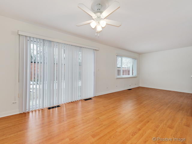 647 Spring Rd, Glenview, IL 60025 photo 7