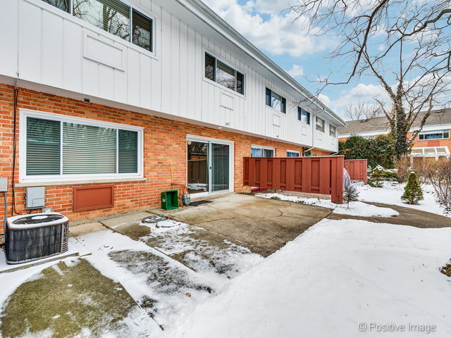647 Spring Rd, Glenview, IL 60025 photo 20