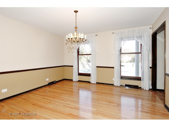 38 W515 Arrowmaker Pass, Elgin, IL 60124 photo 5