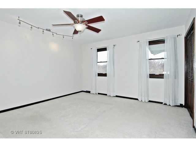 38 W515 Arrowmaker Pass, Elgin, IL 60124 photo 10