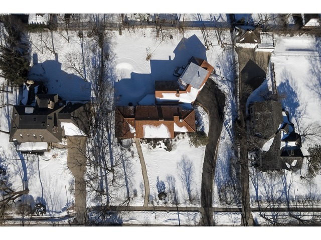 803 Bluff St, Glencoe, IL 60022 photo 4