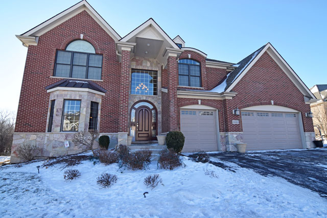 3221 Nottingham Dr, Algonquin, IL 60102 photo 1