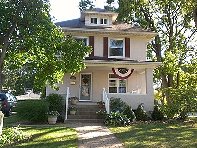 604 E Liberty Dr, Wheaton, IL 60187 photo 1