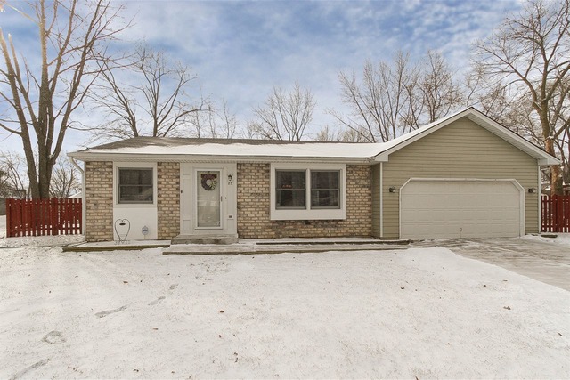 85 Joslyn Dr, Elgin, IL 60120 photo 1