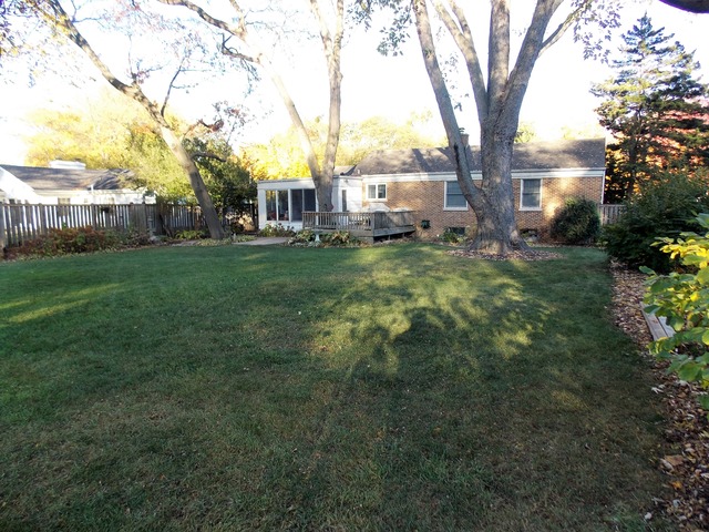 918 S Main St, Wheaton, IL 60189 photo 15