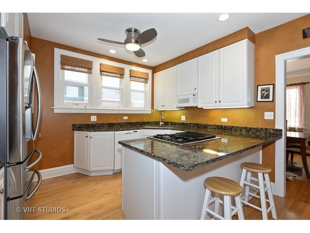 5903 N Kostner Ave, Chicago, IL 60646 photo 4