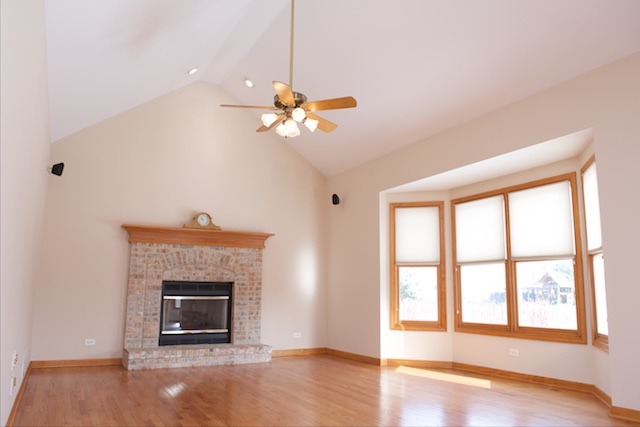 13421 Millbank Dr, Plainfield, IL 60585 photo 3