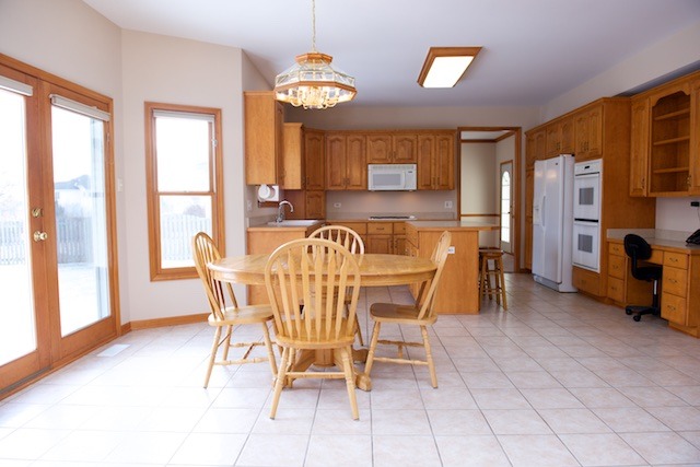 13421 Millbank Dr, Plainfield, IL 60585 photo 4