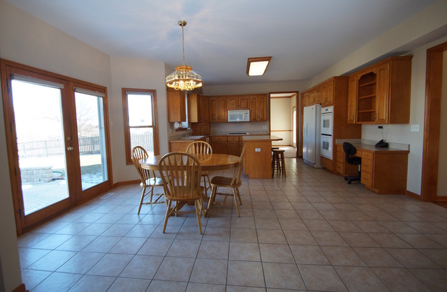 13421 Millbank Dr, Plainfield, IL 60585 photo 9