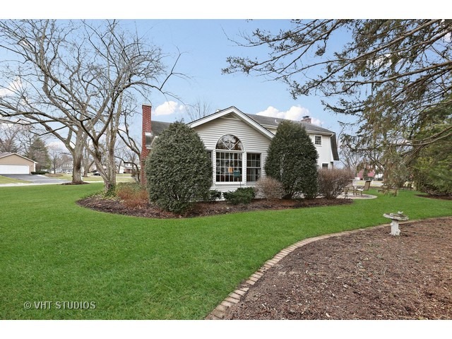 25 W752 Chieftain Ln, Wheaton, IL 60189 photo 24