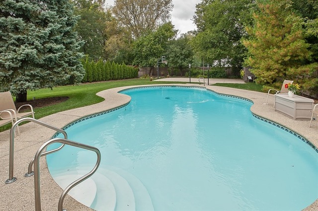 2124 Harrison St, Glenview, IL 60025 photo 17