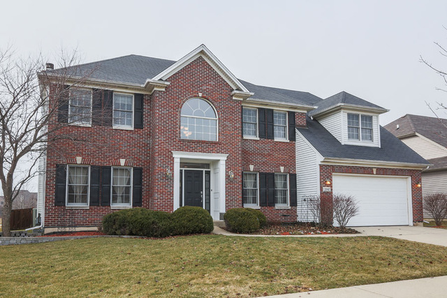 2047 Gardner Cir, Aurora, IL 60503 photo 1