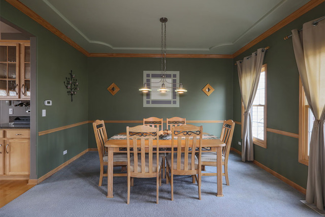 2047 Gardner Cir, Aurora, IL 60503 photo 4