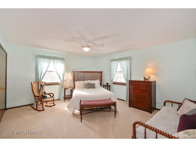1424 S Main St, Wheaton, IL 60189 photo 21