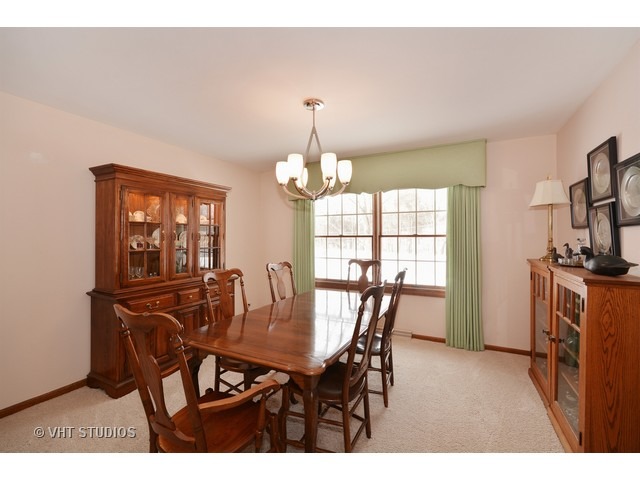 1424 S Main St, Wheaton, IL 60189 photo 10