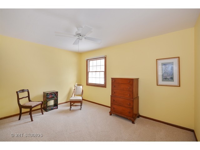 1424 S Main St, Wheaton, IL 60189 photo 16