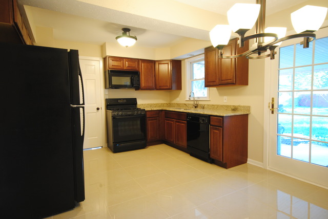 14509 Keating Ave, Midlothian, IL 60445 photo 3