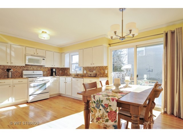 88 Redstart Rd, Naperville, IL 60565 photo 4