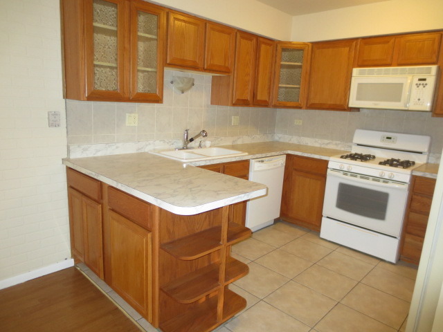690 Brighton Pl #13A, Wheeling, IL 60090 photo 7